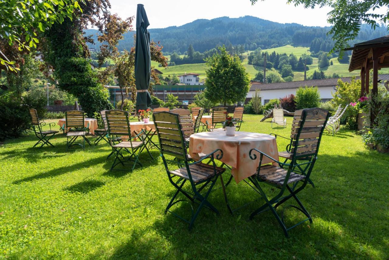 Hotel Krone Matrei am Brenner Exterior photo